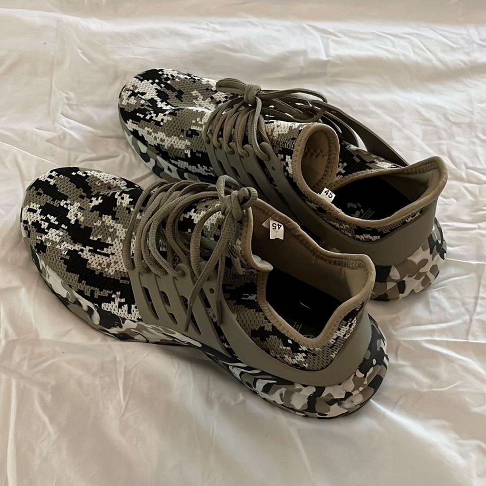 Troadlop Running Shoe